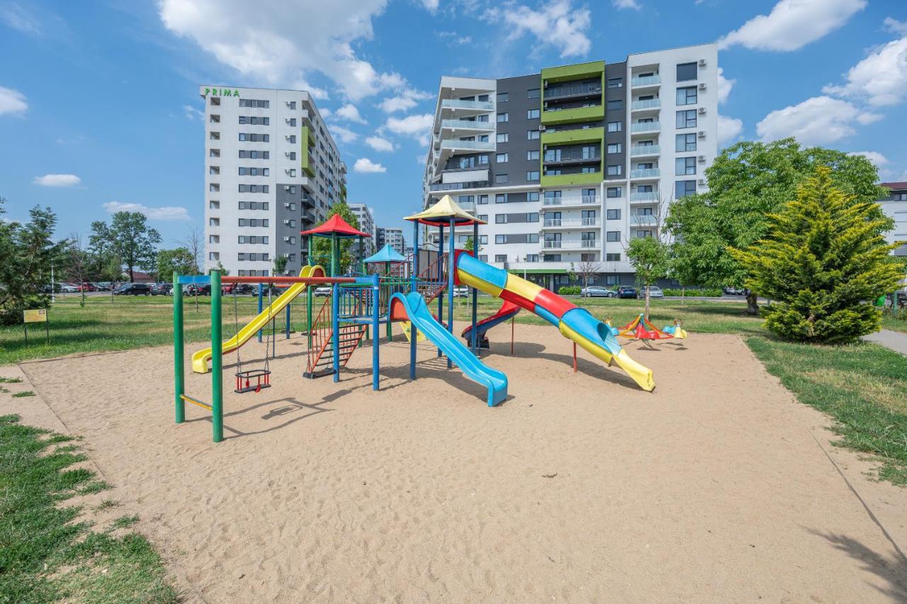 Km Flats Apartment Oradea Bagian luar foto