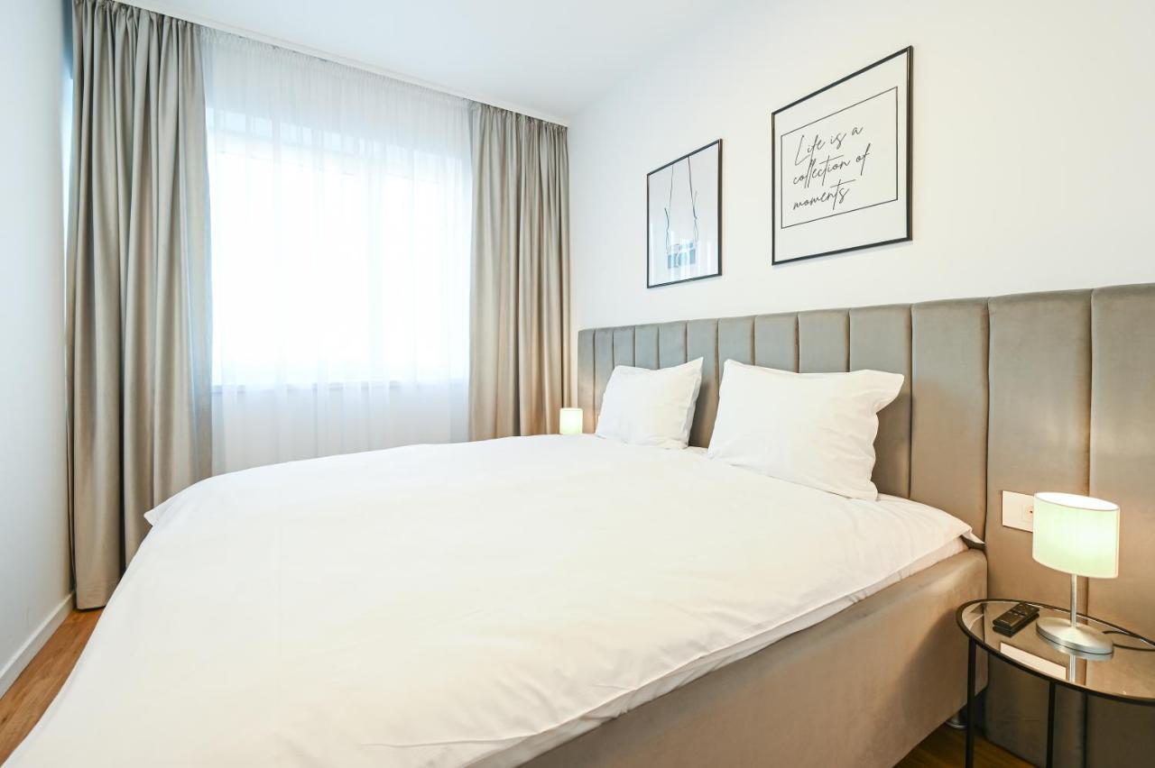 Km Flats Apartment Oradea Bagian luar foto